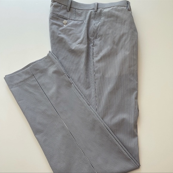 Uniqlo Other - UNIQLO Ultra Light Seersucker, Blue & White Striped Pants NWT Men’s Size 32x34